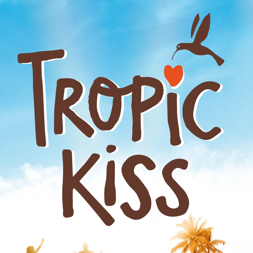 Logo Tropic Kiss, sur fond ciel bleu
